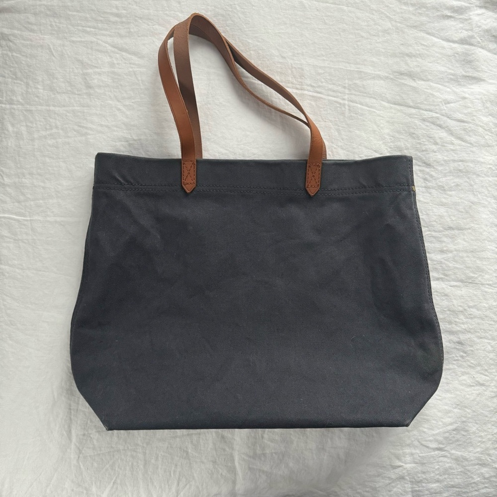 Madewell canvas transport tote in navy